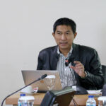 Upaya bersama lintas stakeholder diperlukan untuk memerangi maraknya judi online yang mengancam keuangan dan dampak sosial, menekankan peran penting pemerintah dan masyarakat sipil dalam penegakan hukum dan penyadaran publik.