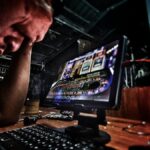 Pria Buat Laporan Palsu karena Judi Online